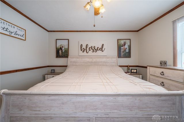 9901 Ballentine Pike, New Carlisle, OH 45344