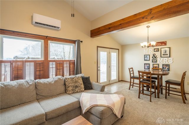 9901 Ballentine Pike, New Carlisle, OH 45344