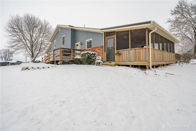 9901 Ballentine Pike, New Carlisle, OH 45344