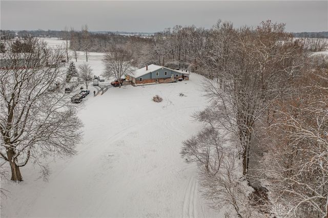 9901 Ballentine Pike, New Carlisle, OH 45344