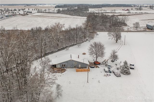 9901 Ballentine Pike, New Carlisle, OH 45344