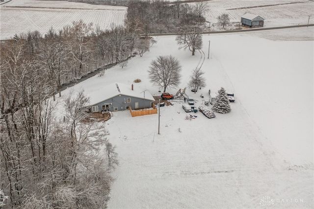 9901 Ballentine Pike, New Carlisle, OH 45344