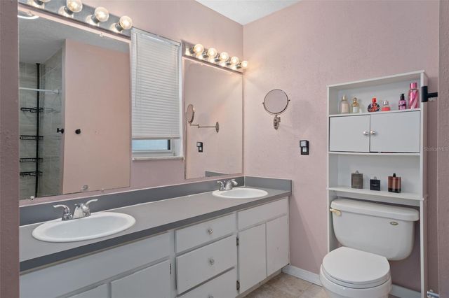 6944 BUHRLEY TERRACE N, St Petersburg, FL 33709