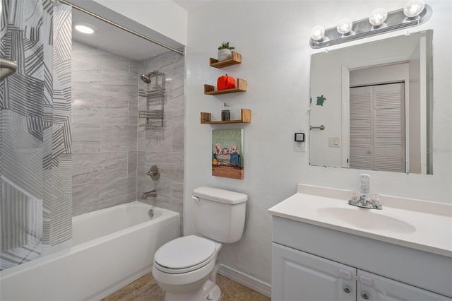 6944 BUHRLEY TERRACE N, St Petersburg, FL 33709