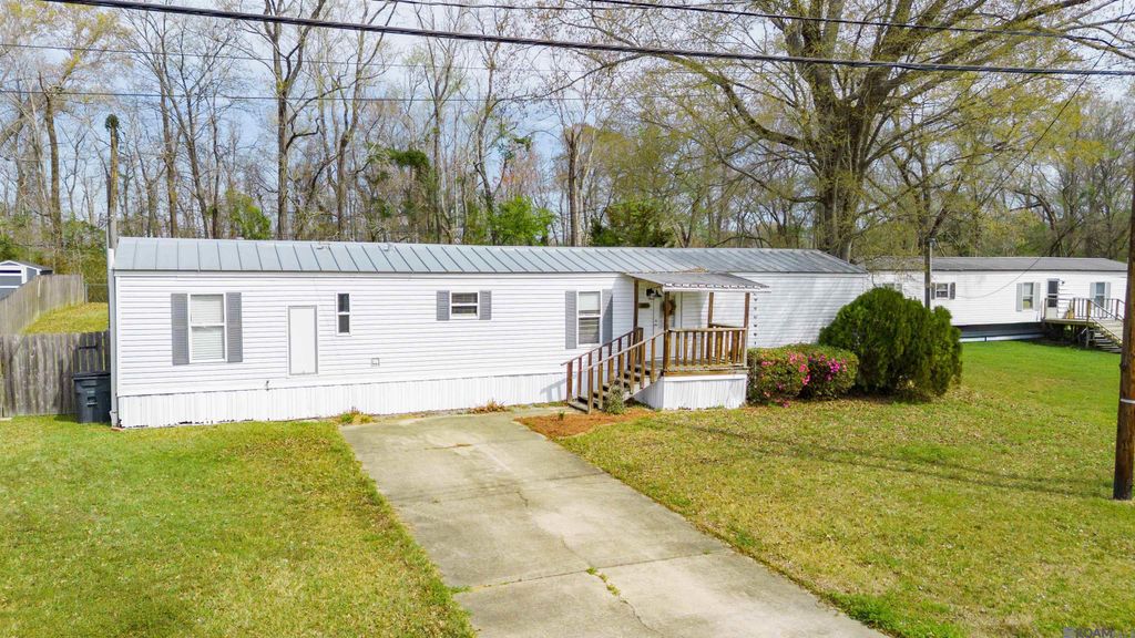 4063 N Row Ave, Zachary, LA 70791