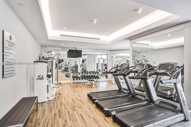 19500 Turnberry Way 15E, Aventura, FL 33180