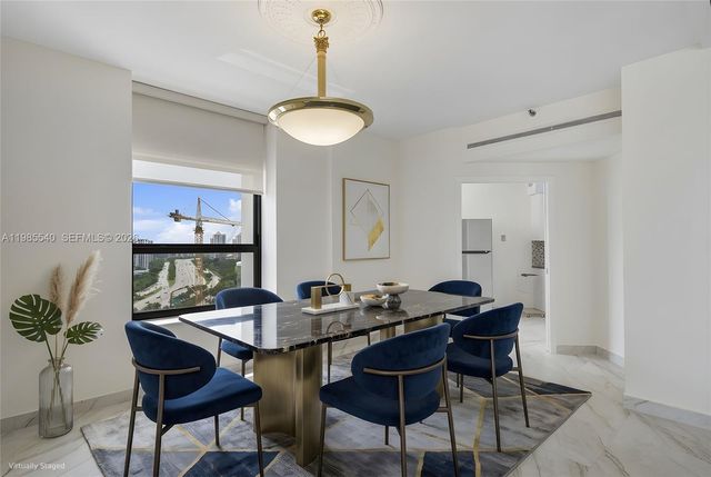 19500 Turnberry Way 15E, Aventura, FL 33180