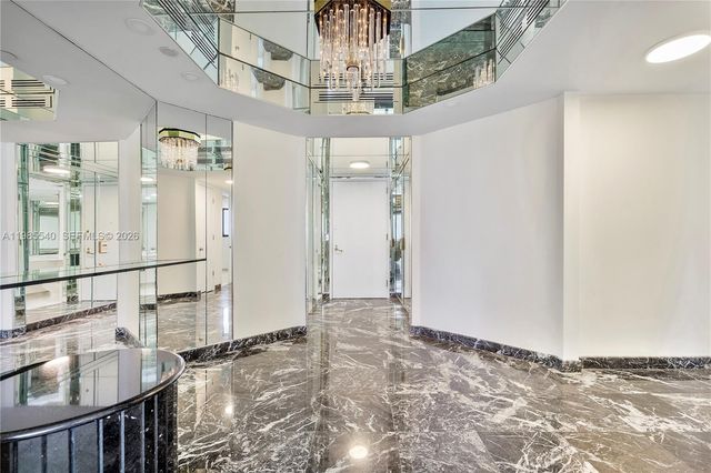 19500 Turnberry Way 15E, Aventura, FL 33180