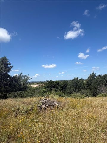 7152 River Oaks DR, Kingsland, TX 78639