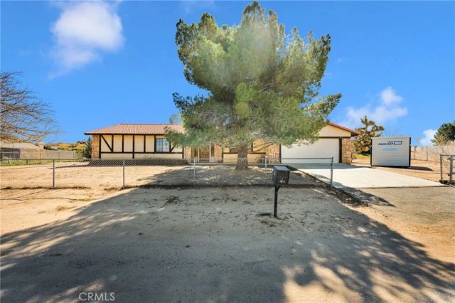 13421 Dean, Victorville, CA 92395