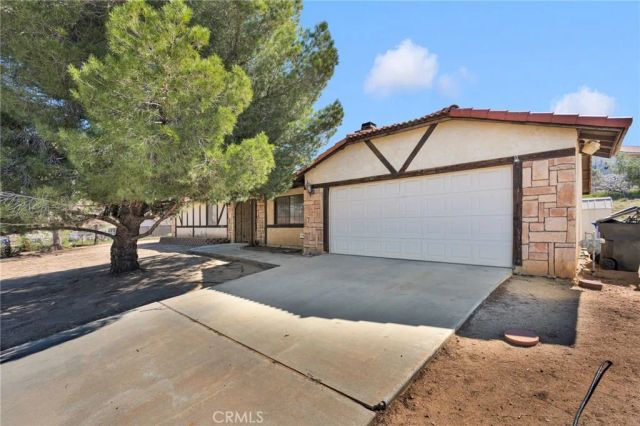 13421 Dean, Victorville, CA 92395
