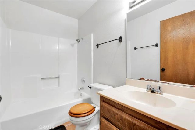 13421 Dean, Victorville, CA 92395