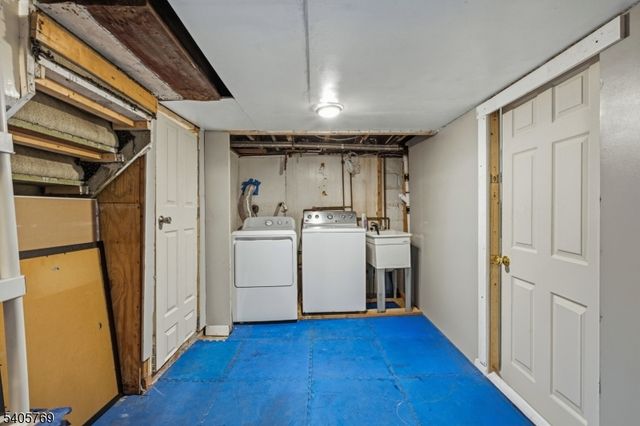 142 Bonna Villa Ave, Roselle Boro, NJ 07203