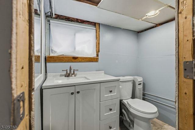 142 Bonna Villa Ave, Roselle Boro, NJ 07203