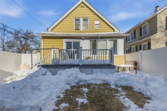 142 Bonna Villa Ave, Roselle Boro, NJ 07203