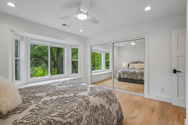 1440 Shadow Rock Dr, Auburn, CA 95602