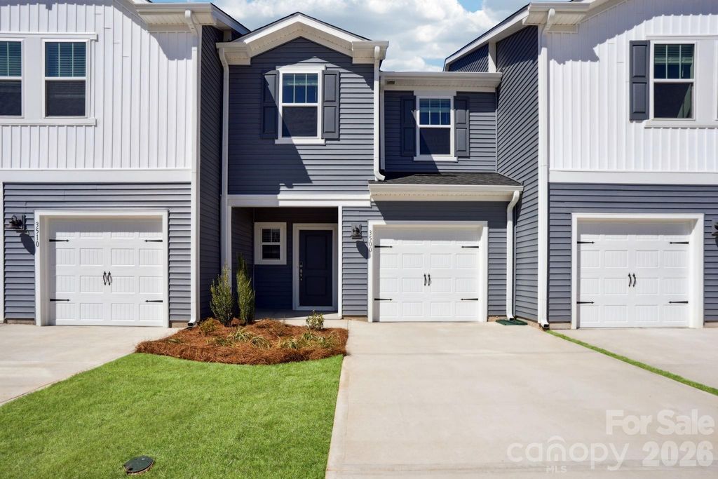 9044 Foggy Brook Loop, Charlotte, NC 28216