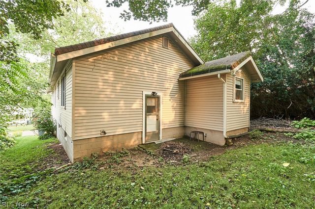 2514 Christensen Avenue, Akron, OH 44314