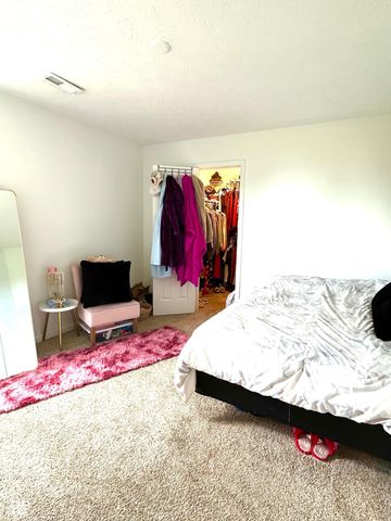 10142 Ironway Drive, Indianapolis, IN 46239
