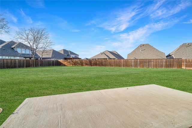 9401 Trailway Dr, Little Elm, TX 75068