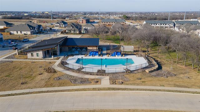 9401 Trailway Dr, Little Elm, TX 75068