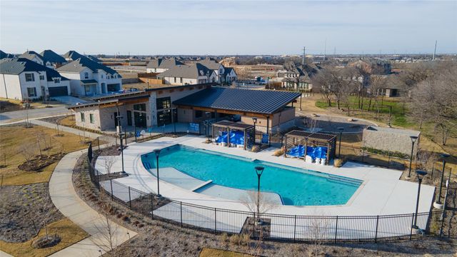 9401 Trailway Dr, Little Elm, TX 75068