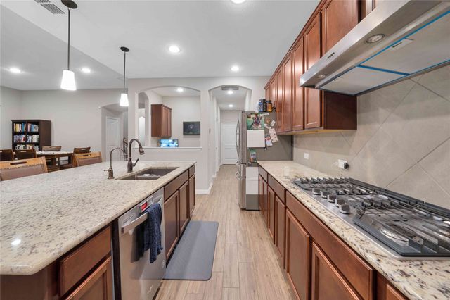 9401 Trailway Dr, Little Elm, TX 75068