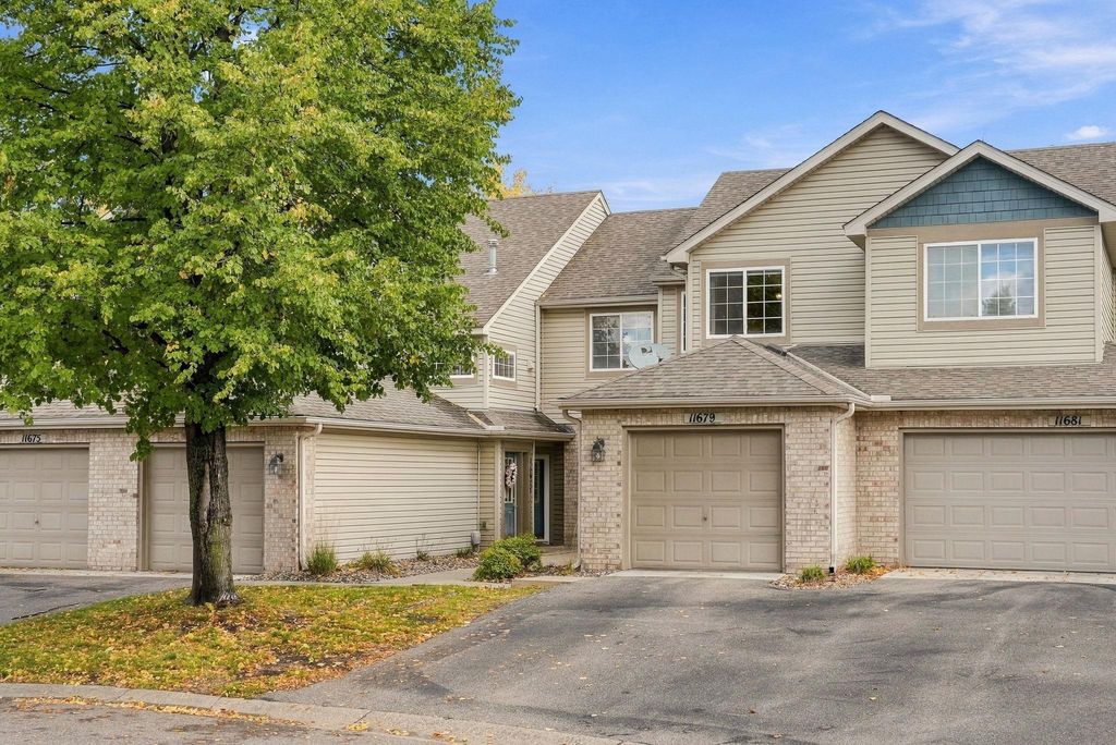 11679 Langford Circle 904, Burnsville, MN 55337 — exterior