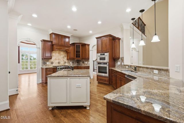 57 Bridgewater Court, Chapel Hill, NC 27517