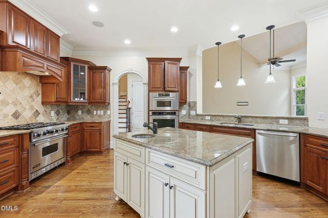 57 Bridgewater Court, Chapel Hill, NC 27517