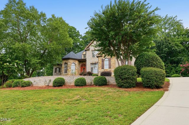 57 Bridgewater Court, Chapel Hill, NC 27517