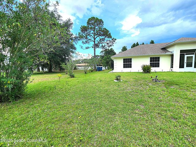 622 SW Weaver Road SW, Palm Bay, FL 32908