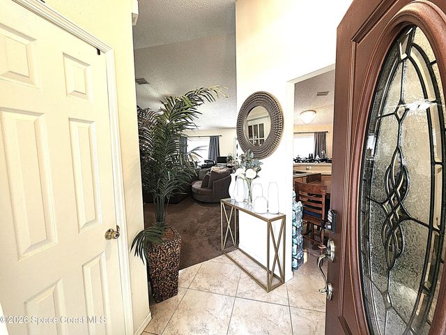 622 SW Weaver Road SW, Palm Bay, FL 32908
