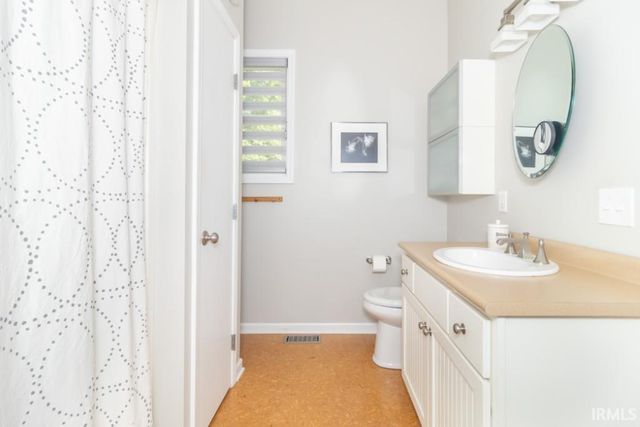 1940 W Railroad Street, New Castle, IN 47362