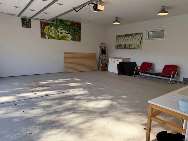 1940 W Railroad Street, New Castle, IN 47362