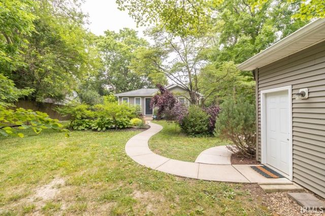 1940 W Railroad Street, New Castle, IN 47362