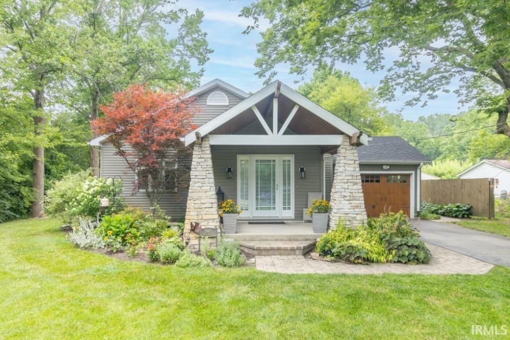 1940 W Railroad Street, New Castle, IN 47362