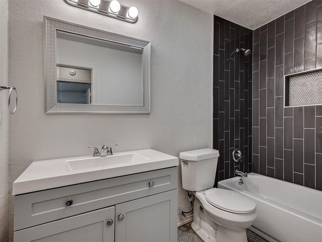 5405 Shalimar Drive, Oklahoma City, OK 73135