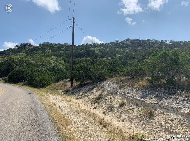 1475 Soaring Eagle Dr, Fischer, TX 78623