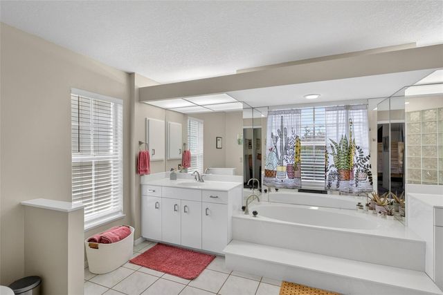 2321 MANASOTA BEACH ROAD, Englewood, FL 34223