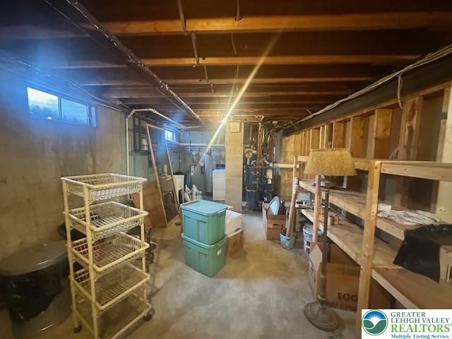 506 Longacre Drive, Lehigh Twp, PA 18035