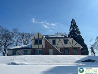 506 Longacre Drive, Lehigh Twp, PA 18035