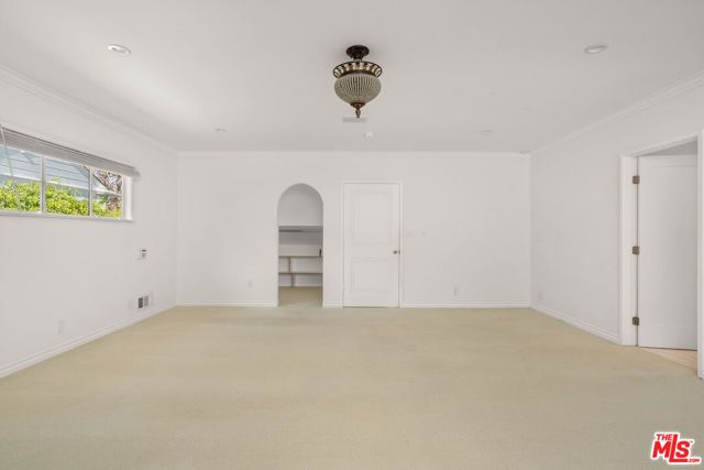1035 Westholme Avenue, Los Angeles, CA 90024