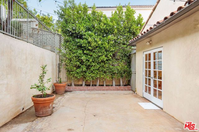 1035 Westholme Avenue, Los Angeles, CA 90024