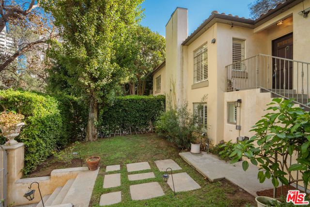 1035 Westholme Avenue, Los Angeles, CA 90024