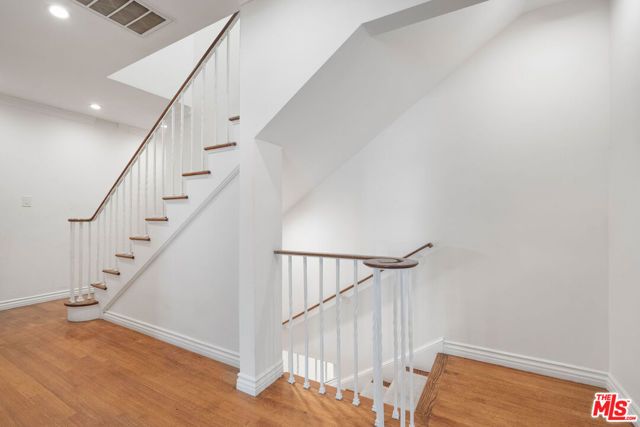 1035 Westholme Avenue, Los Angeles, CA 90024