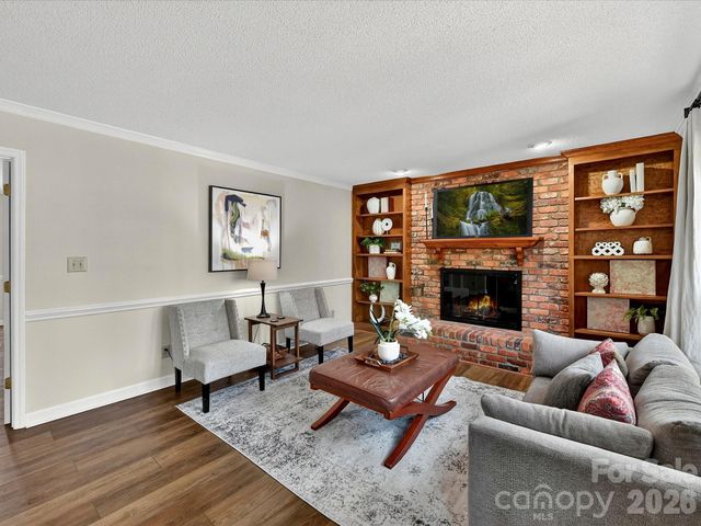 6523 Pensford Lane, Charlotte, NC 28270