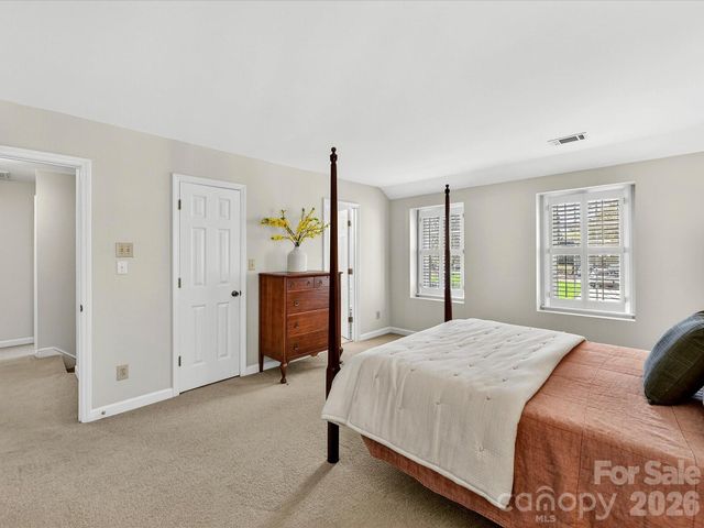 6523 Pensford Lane, Charlotte, NC 28270