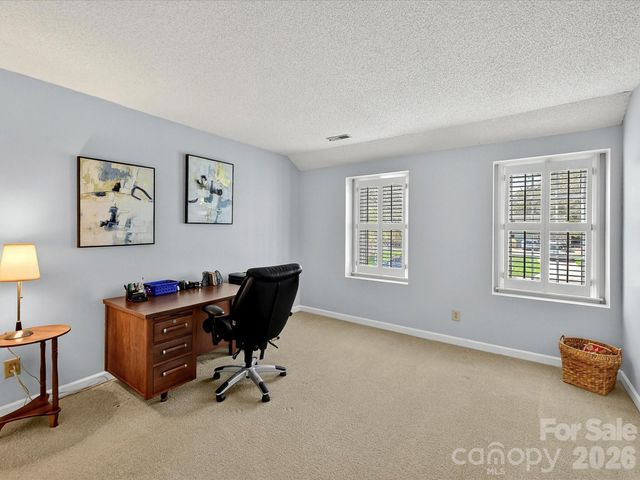 6523 Pensford Lane, Charlotte, NC 28270