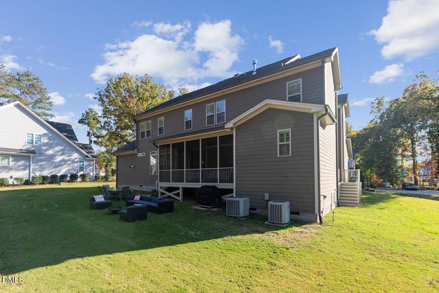 2401 Sterling Crest Drive, Wake Forest, NC 27587